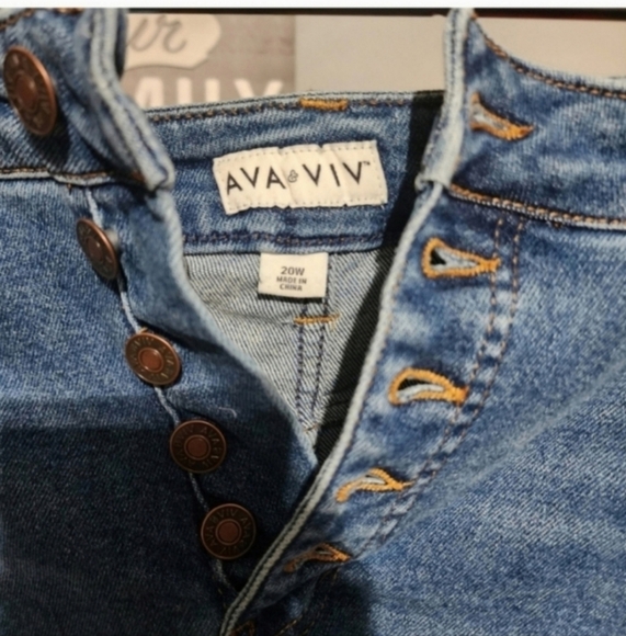 NWT AVA&VIV 20w shorts - Picture 3 of 5